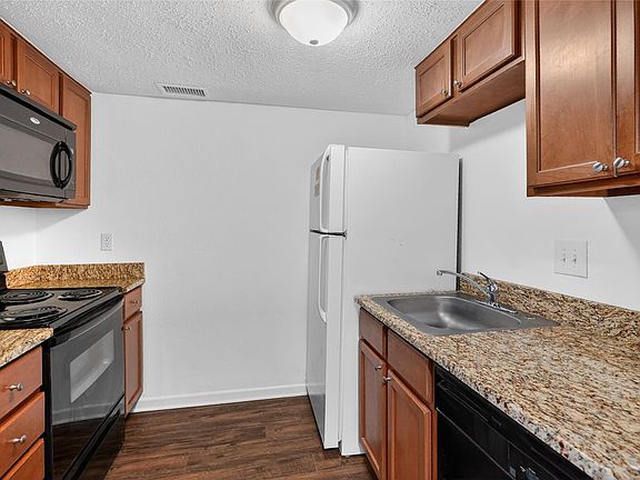 5th image of 4401 Carter Creek Pkwy APT 13