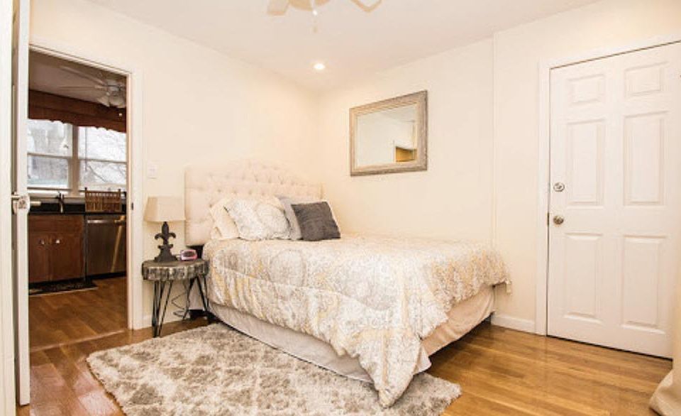 1st image of 47 Boylston St #2