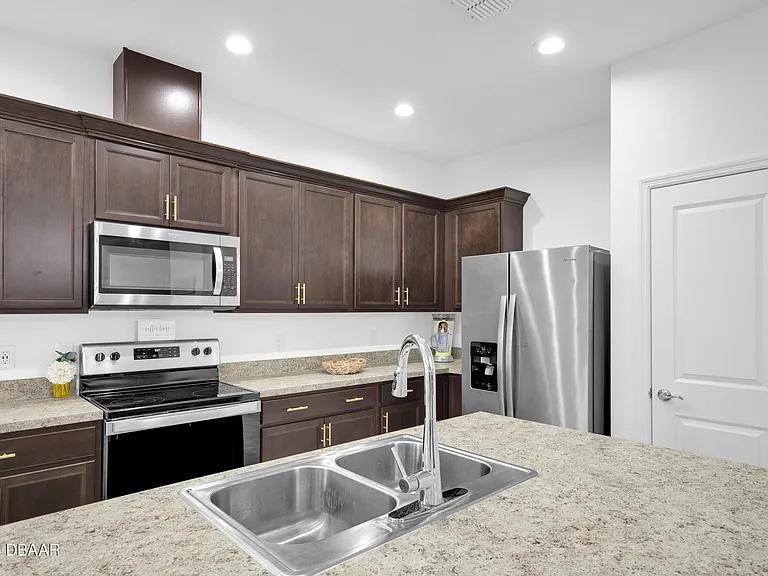 317 Pop Top Ln — Photo 9