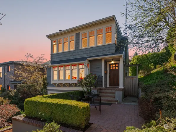 1111 Nob Hill Avenue N, Seattle, WA 98109