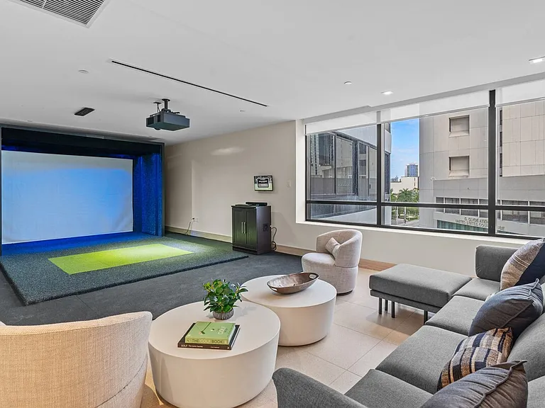 Building's Lounge