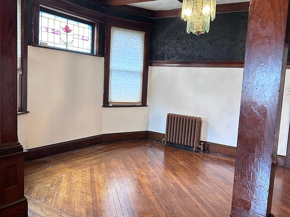 1st image of 172 Hope Ave #1F