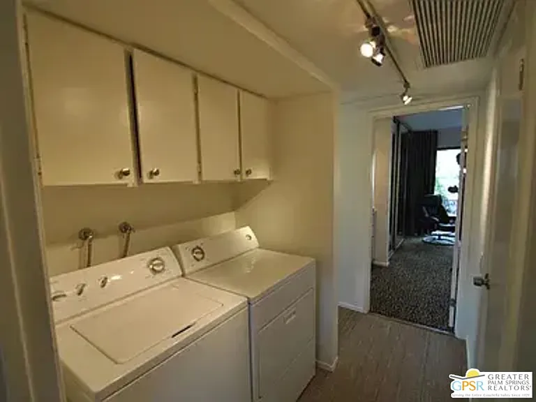 1751 E Sandalwood Dr — Photo 22
