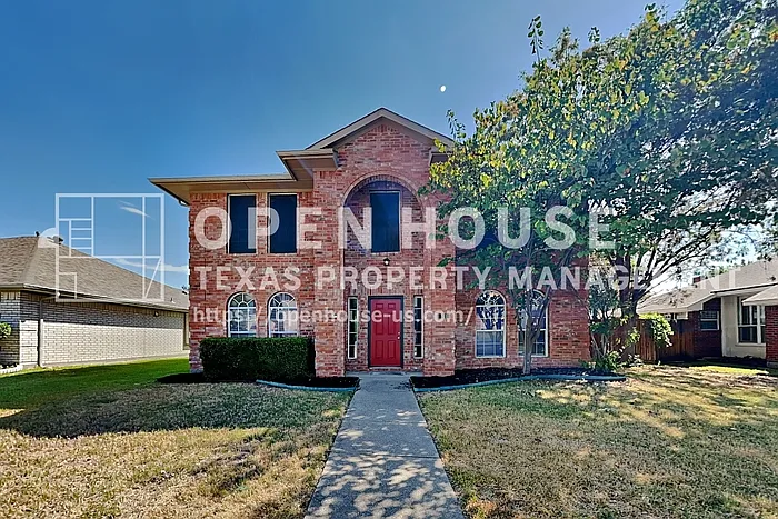 811 Rockefeller Ln