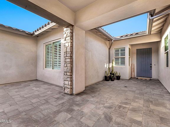 3rd image of 1464 E ARIS Drive