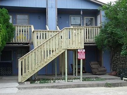 1st image of 10005 Brownie Dr APT B