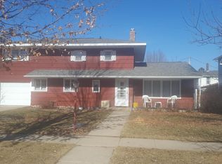 205 W Maple St, Houston, MN 55943