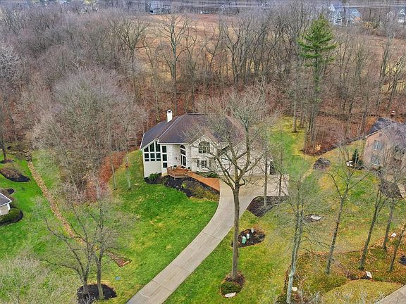 3rd image of 3632 Woodstone Dr