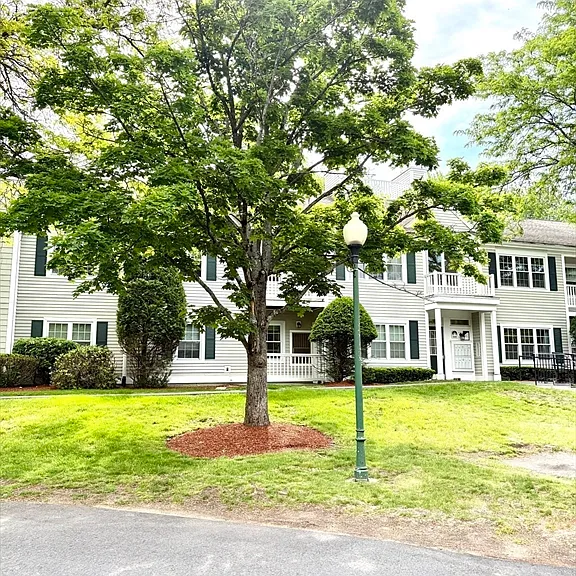 1000 Spring Valley Dr #G — Photo 2
