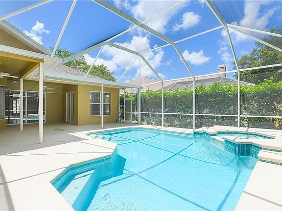 3rd image of 2803 Norwood Hills Ln