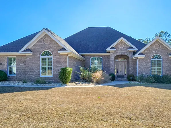 120 Sweetwater Dr, Thomasville, GA 31757