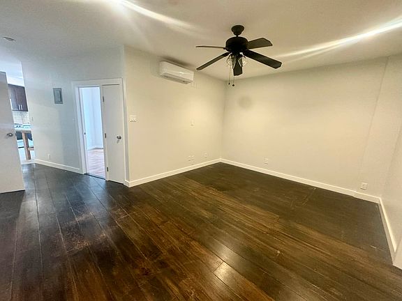 3rd image of 1031 Jackson Ave Fl 3
