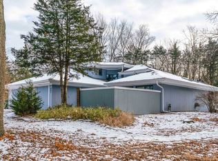 980 Port Clinton Ct W, Buffalo Grove, IL 60089