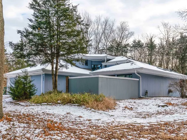 980 Port Clinton Ct W, Buffalo Grove, IL 60089
