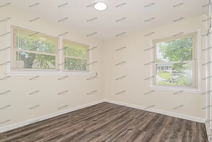 4147 Davis St — Photo 9