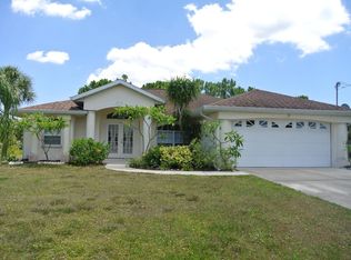 72 Long Meadow Ct, Rotonda West, FL 33947