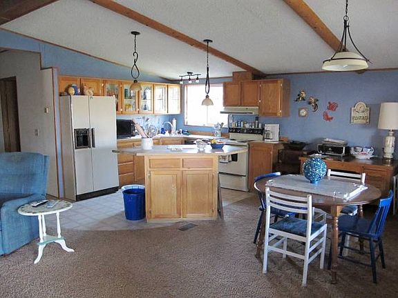Kitchen with island