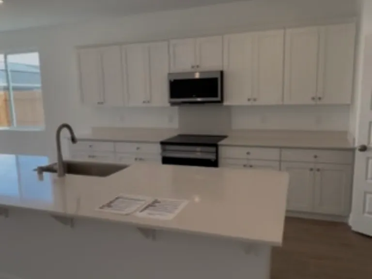 Caragh Lake Ave — Photo 1