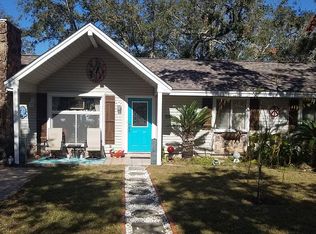 5012 Soundside Dr, Gulf Breeze, FL 32563