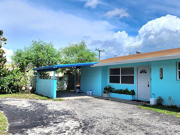 4th image of 557 Palmetto Drive