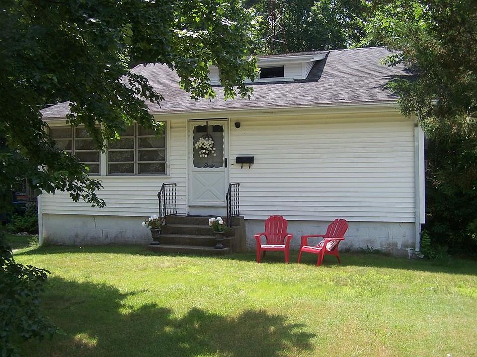 1st image of 30 Johns Ave