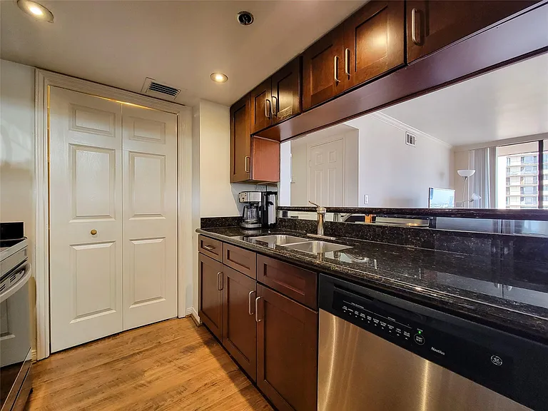 3525 Sage Rd #1605 — Photo 9