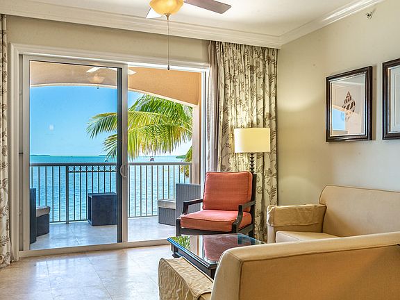2nd image of 3841 N Roosevelt Blvd #111