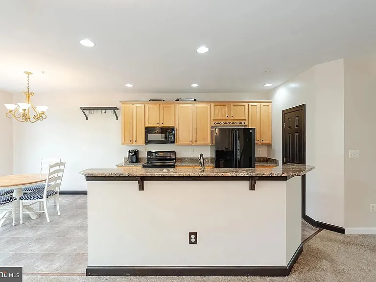 10655 Hillingdon Rd — Photo 9