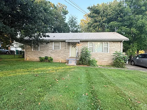 484 S Deepwood Dr Photo 1 484 S Deepwood Dr Photo 1