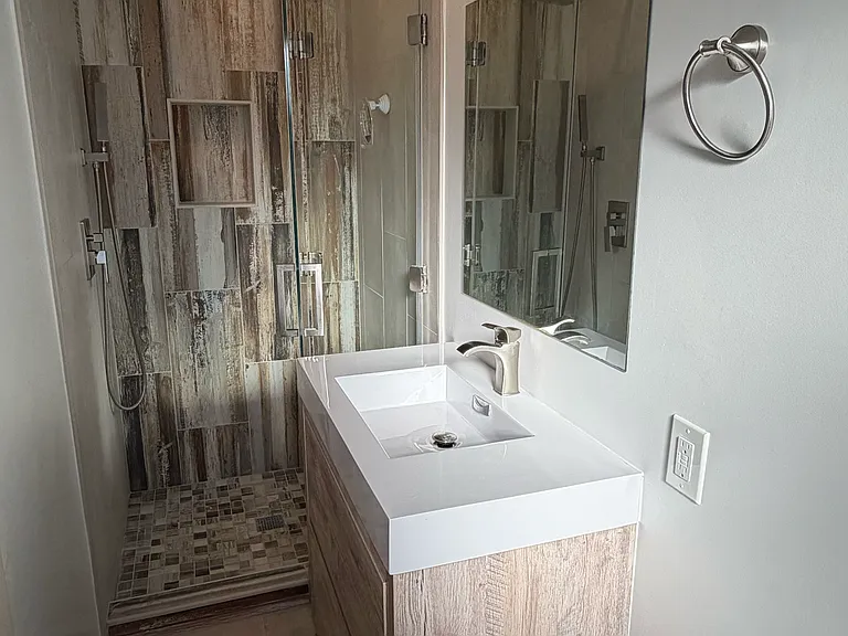 Bathroom #2