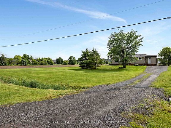 3rd image of 3217 Woodkilton Rd