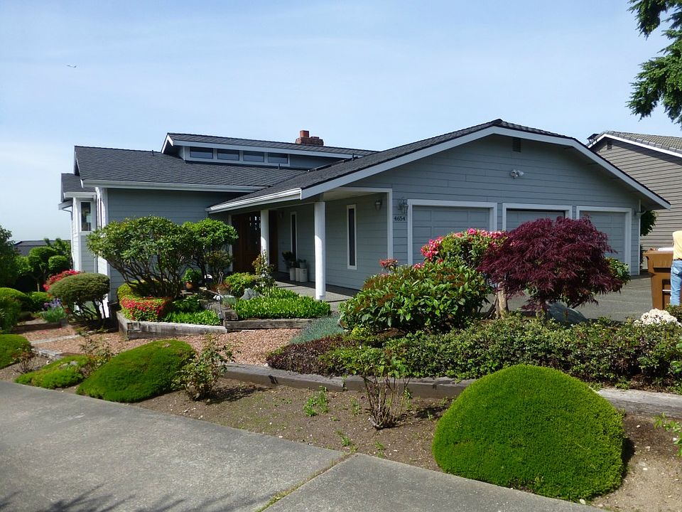 1st image of 4654 Lighthouse Dr NE