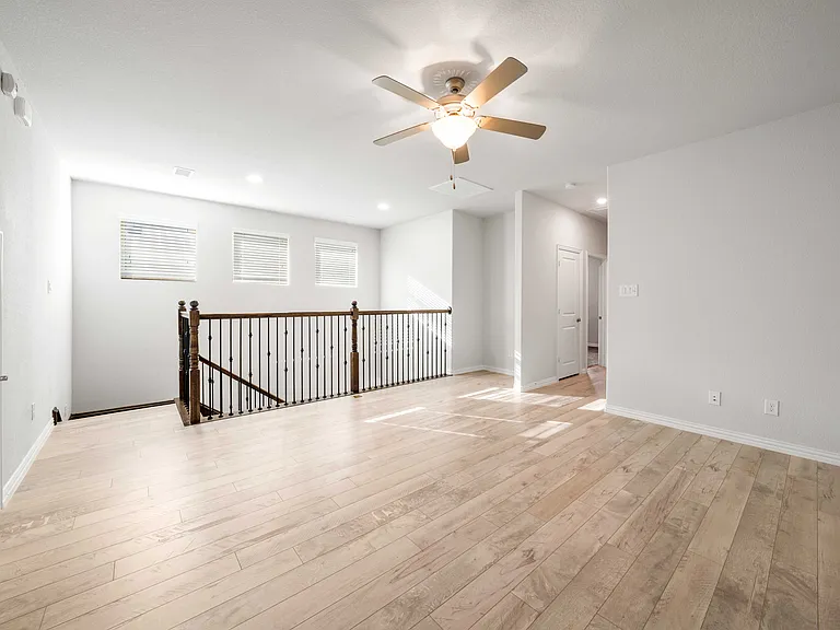 633 Ansley Way — Photo 6