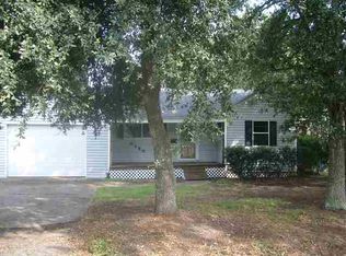 6146 25th St, Groves, TX 77619