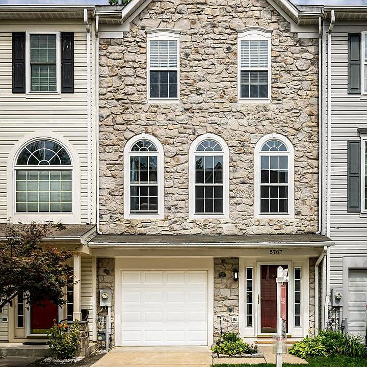 1st image of 5767 Goldfinch Ct