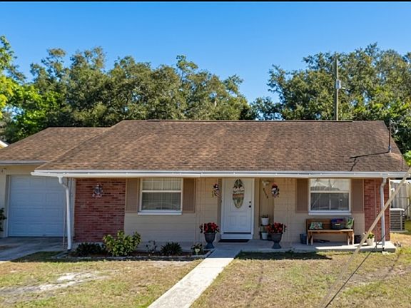 2nd image of 8903 Spruce Ln