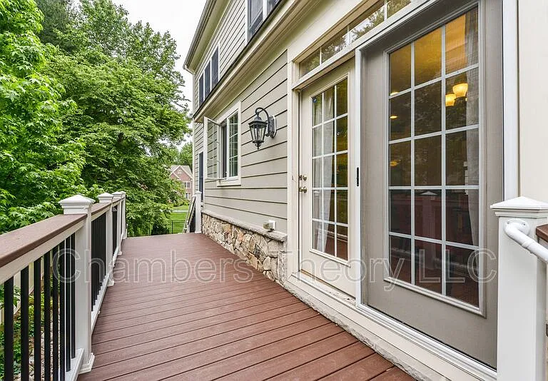 1840 Mamie Dyer Ln — Photo 45