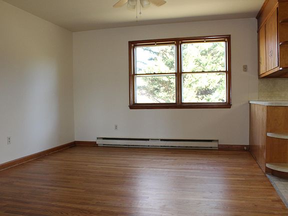 4th image of 6544 Saufley Ln