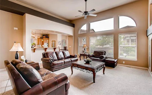 Absolutely Gorgeous Pine Creek Home 5 Bedroom, 5 Bath with fenced yard. — Photo 3