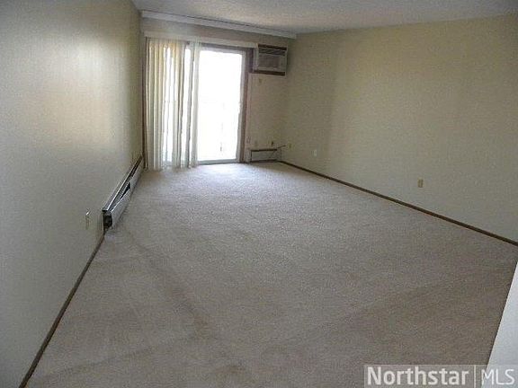 3rd image of 1 Lake St W #319