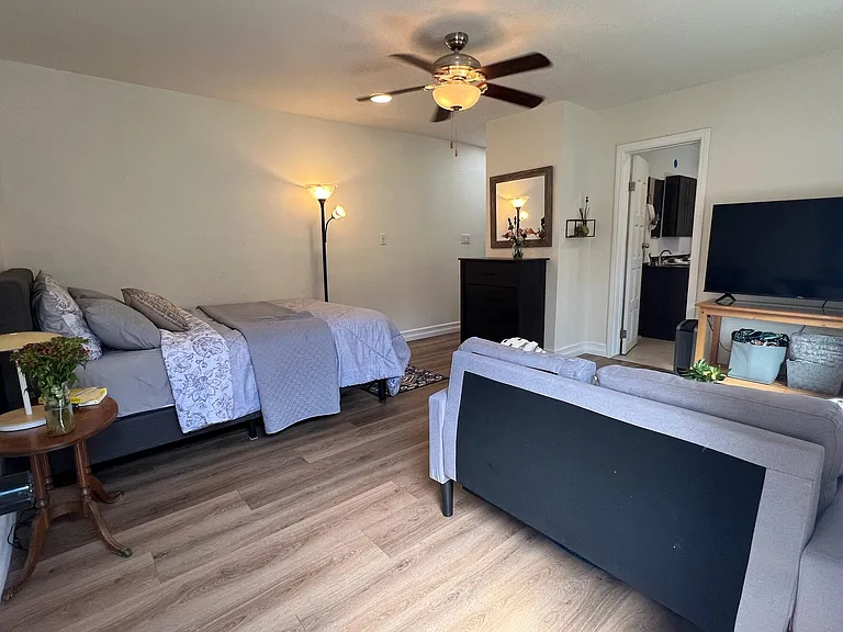 28102 S Montereina Dr — Photo 3