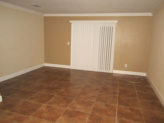 4th image of 138 Tammy Cir #0