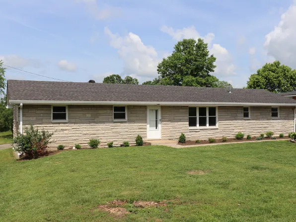 317 Hayes St, Hartsville, TN 37074