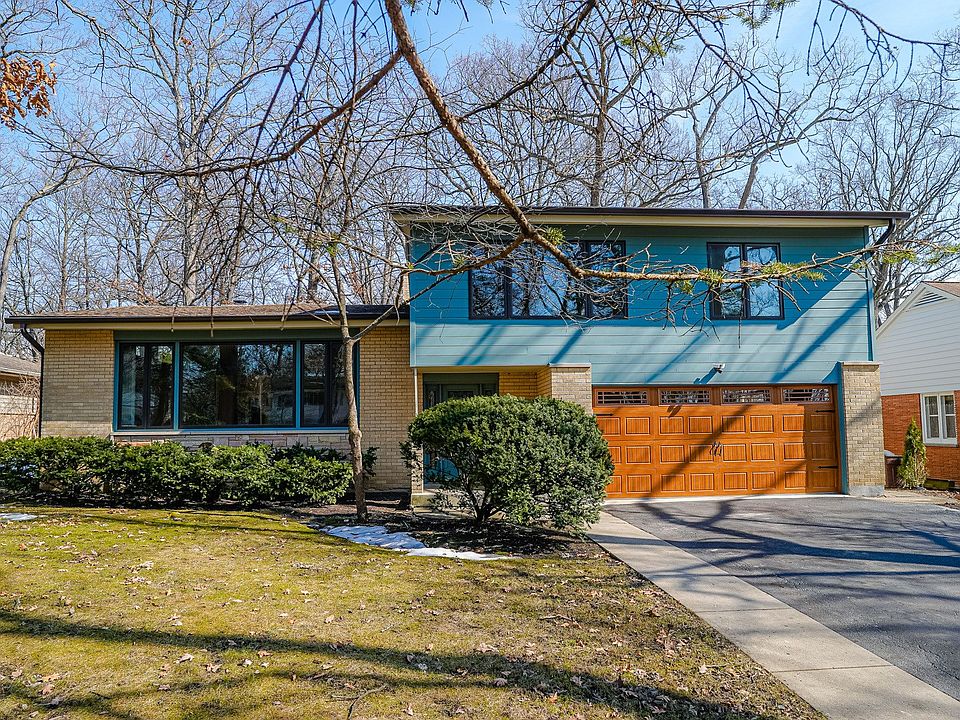 1st image of 3085 Dato Ave