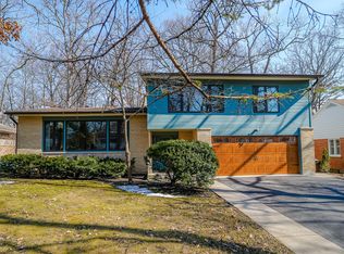 3085 Dato Ave, Highland Park, IL 60035