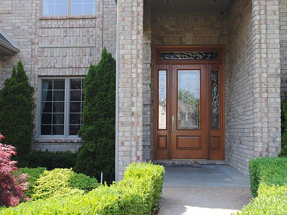 3rd image of 3301 Saint Andrews Dr