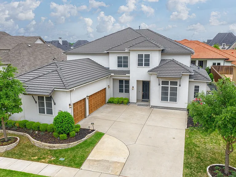 918 Sydney Ln — Photo 42