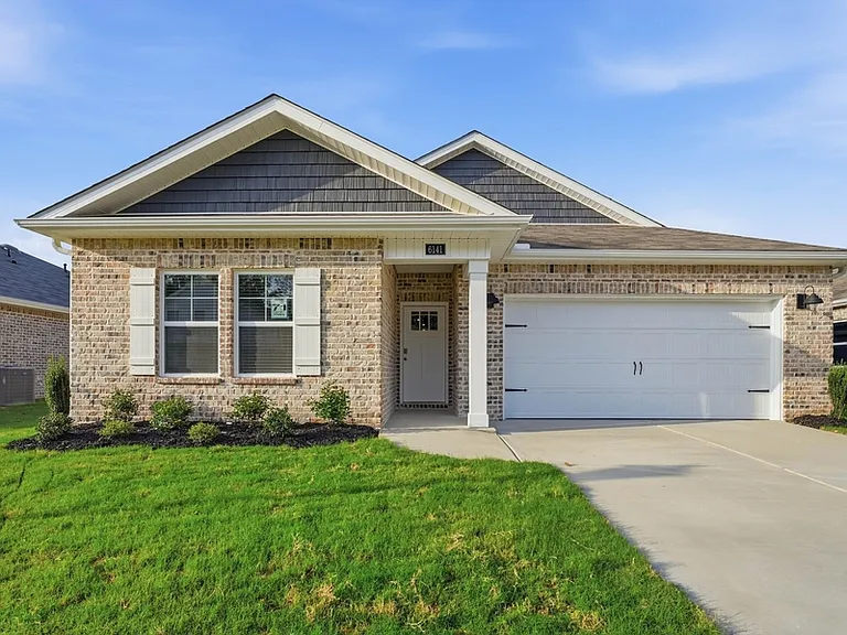 6141 Feather Way SE — Photo 1