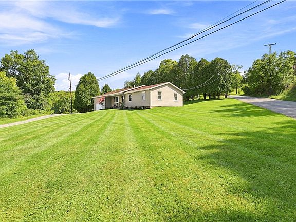 3rd image of 1820 McKelvey Rd