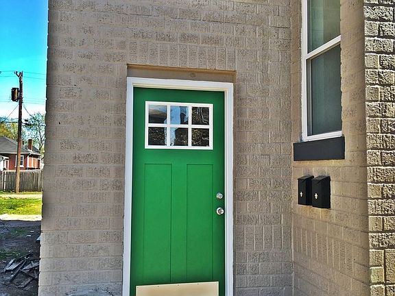 3rd image of 2450 Cleveland Blvd #B